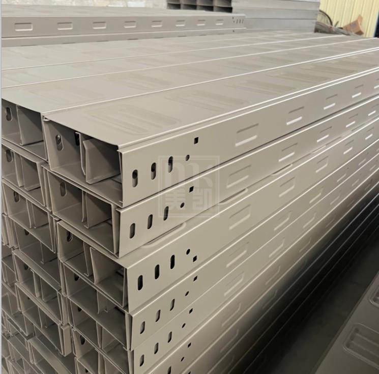 Solid-bottom Cable Tray