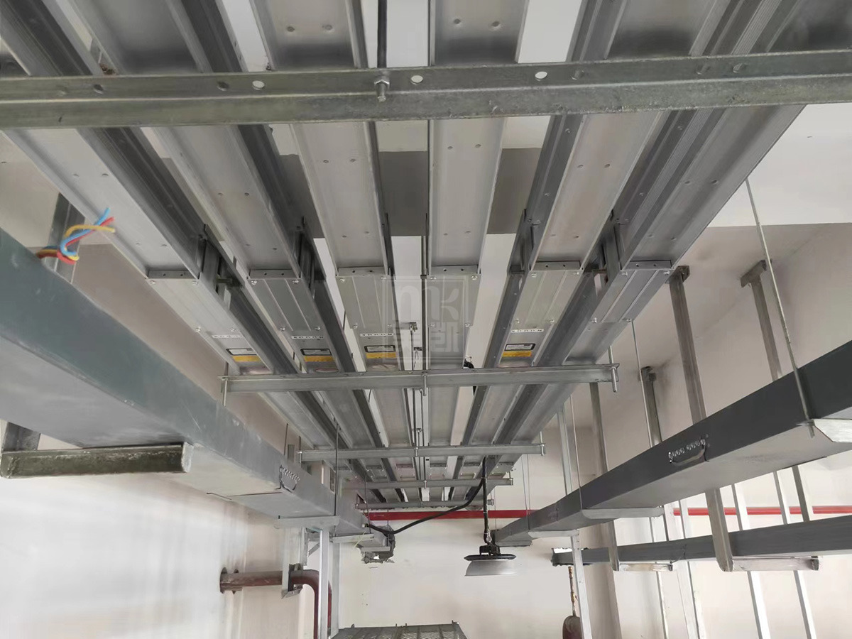 Compact Busway System